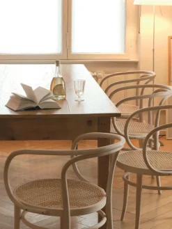 209 Armstol, ask fra Thonet