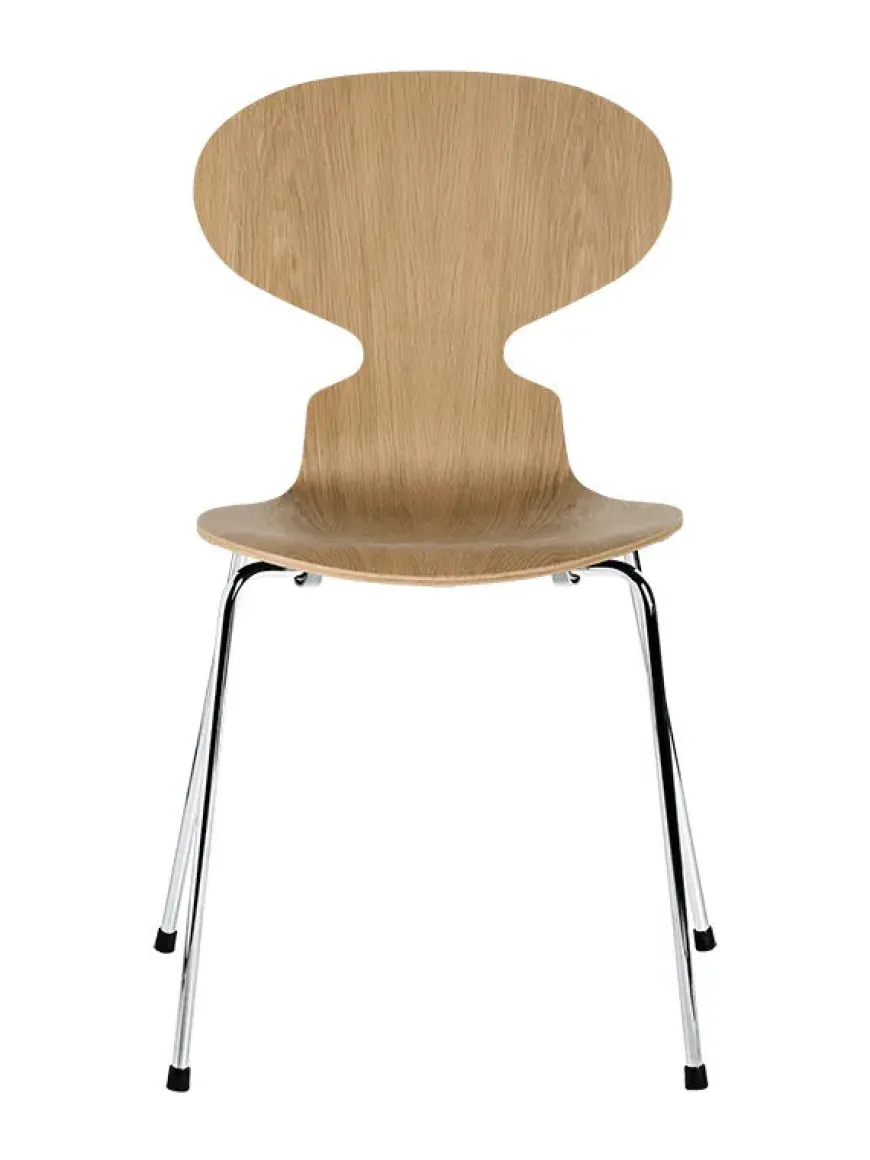 3101 Myren Stol i natur finer af Arne Jacobsen