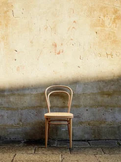 214 Spisestol, sort fra Thonet