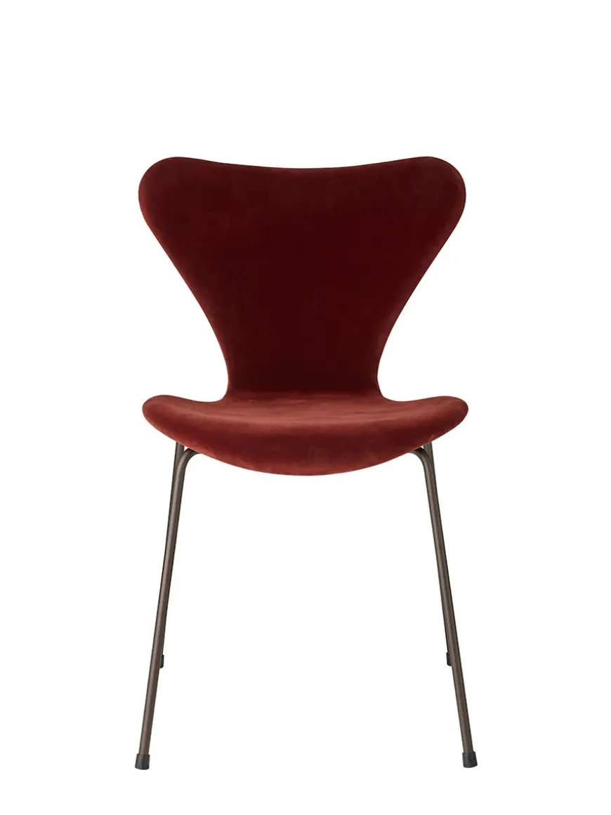 3107 Stol, fuldpolstret velour af Arne Jacobsen