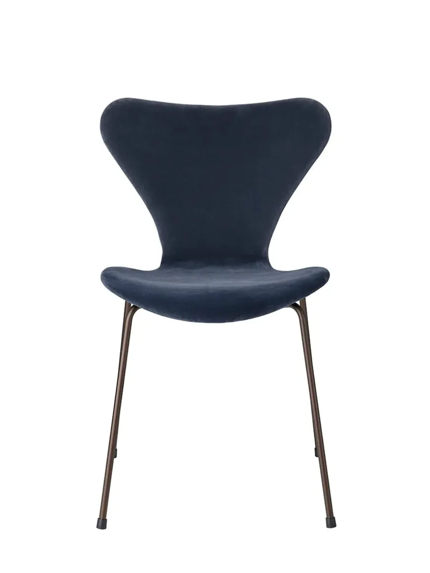 3107 Stol, fuldpolstret velour af Arne Jacobsen
