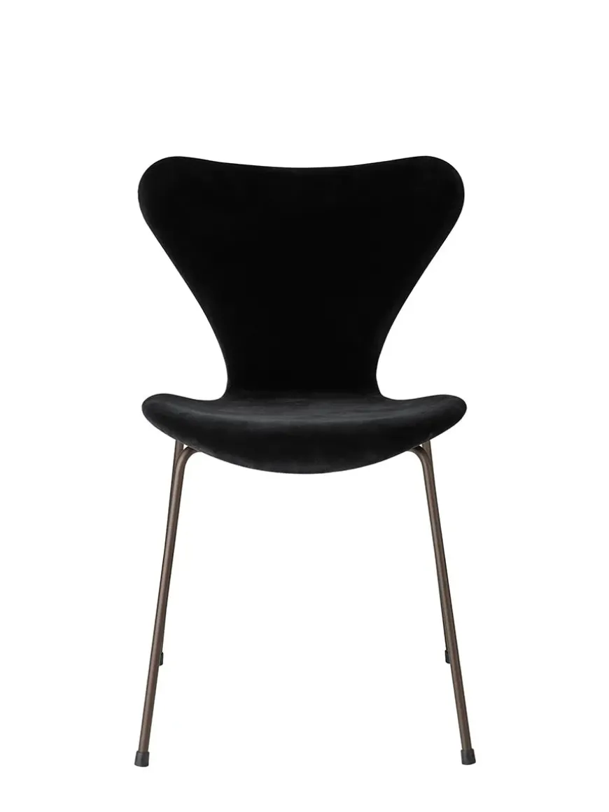 3107 Stol, fuldpolstret velour af Arne Jacobsen