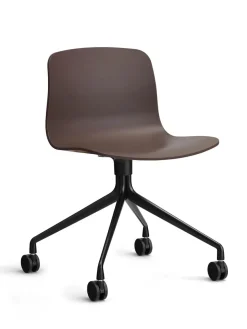 About a Chair AAC15 fra Hay