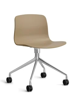 About a Chair AAC11 fra Hay