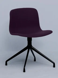 About a Chair AAC14 fra Hay