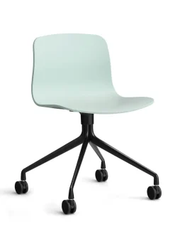 About a Chair AAC14 fra Hay