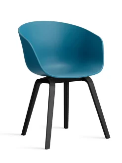 About a Chair AAC22 fra Hay