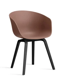 About a Chair AAC22 fra Hay