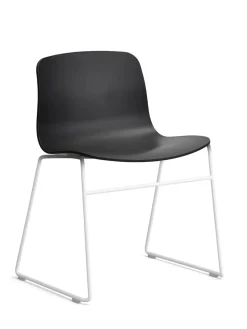 About a Chair AAC08 fra Hay