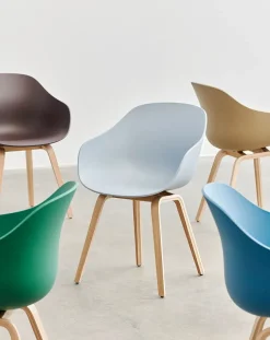 About a Chair AAC121 fra Hay