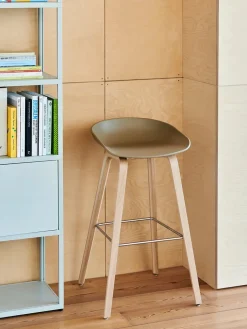 About a Stool AAS33 fra Hay