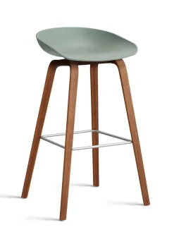 About a Stool AAS33 fra Hay