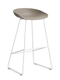 About a Stool AAS39 fra Hay