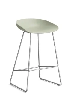 About a Stool AAS39 fra Hay