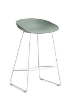 About a Stool AAS39 fra Hay