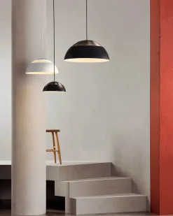 AJ Royal pendel i hvid fra Louis Poulsen