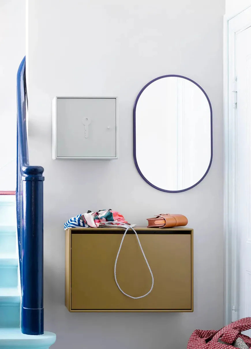 Around Spejl fra Montana