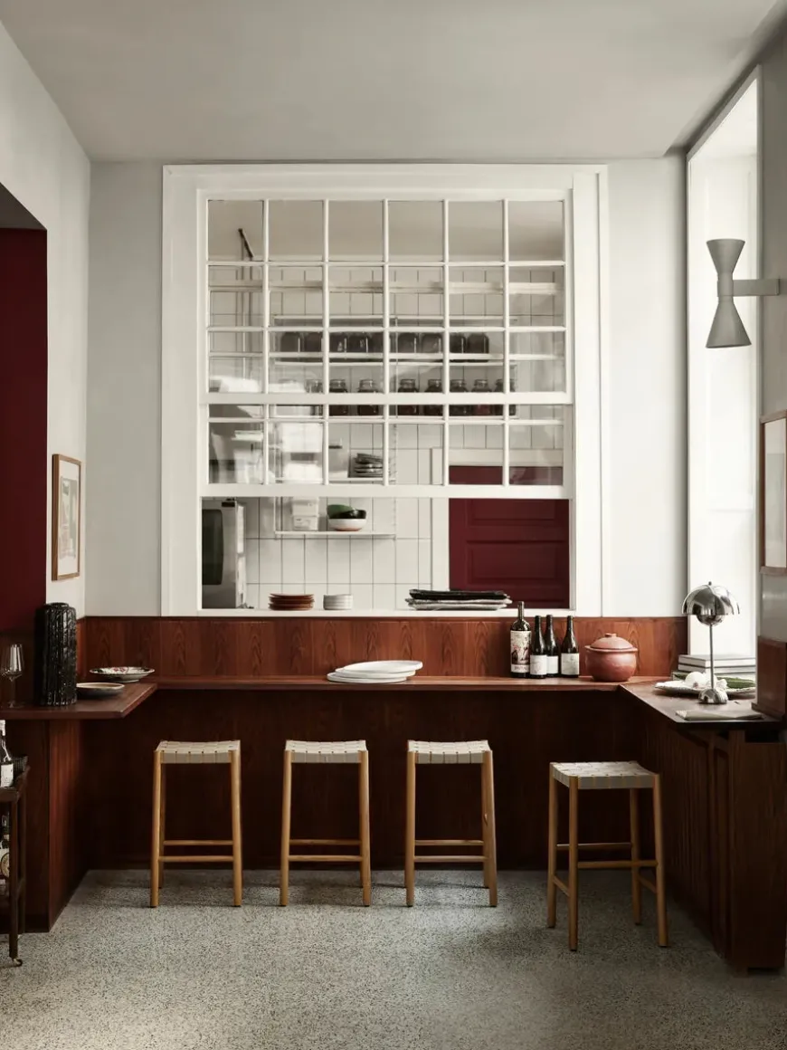 Betty barstol TK7 fra &Tradition