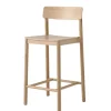 Betty TK13 Counter barstol fra &Tradition