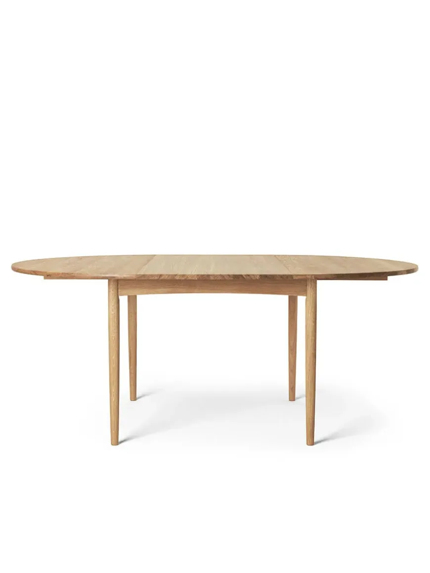 BM0121 Spisebord, olieret eg af Børge Mogensen