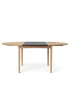 BM0121 Spisebord, olieret eg af Børge Mogensen