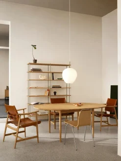 BM0121 Spisebord, olieret eg af Børge Mogensen