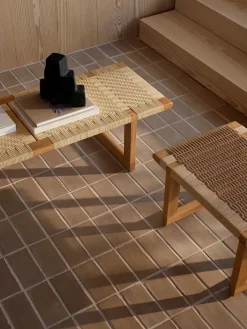 BM0489S Table Bench, papirflet af Børge Mogensen