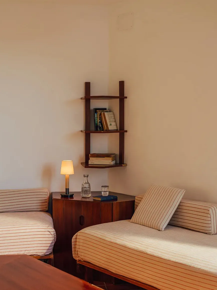 Básica M2 Bordlampe fra Santa and Cole