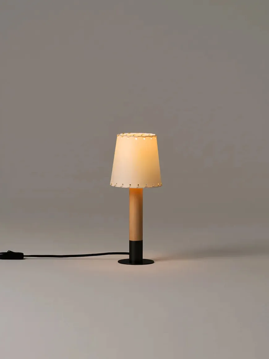 Básica M2 Bordlampe fra Santa and Cole