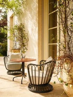 Carmel Bistro Lounge Table fra GUBI