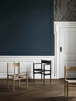 CH37 Stolen af Hans J. Wegner