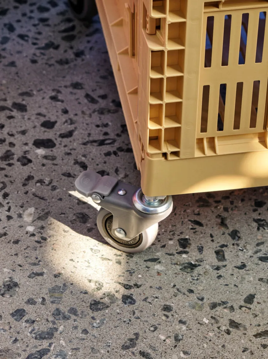 Colour Crate hjul, medium 4 stk. fra Hay