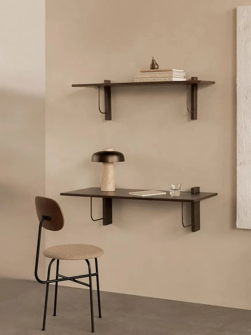 Corbel Shelf, long fra Audo Copenhagen