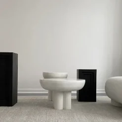 Crown Table, low bone white fra 101 Copenhagen