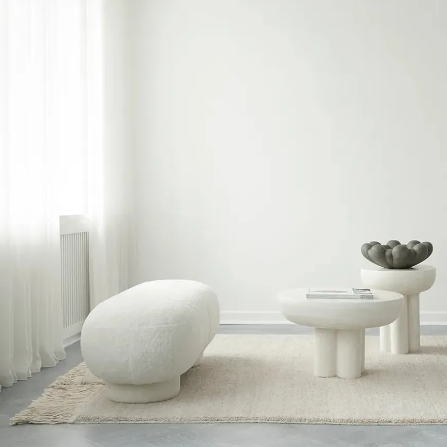 Crown Table, low bone white fra 101 Copenhagen