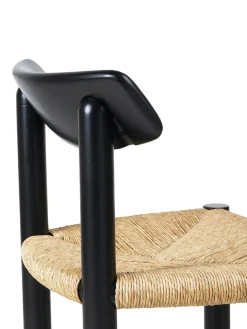 Daumiller Side Chair, black pine fra GUBI