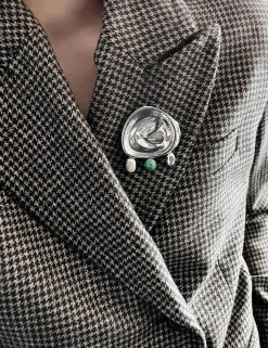 De La Mer Broach fra Hein Studio