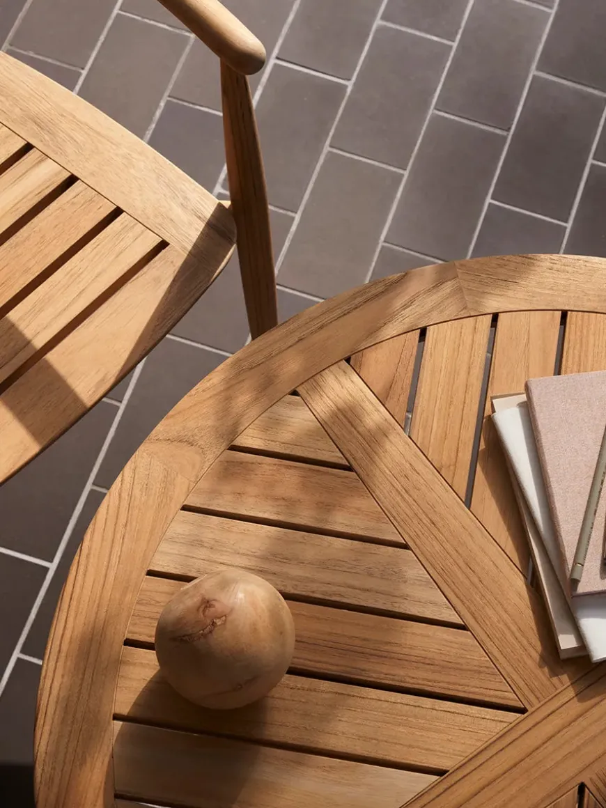 E022 Havebord, Ø110 fra Carl Hansen & Søn