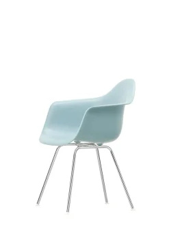 Eames Plastic Armchair DAX, forkromet fra Vitra