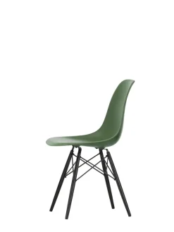 Eames Plastic Side Chair DSW, sortlakeret ahorntræ fra Vitra