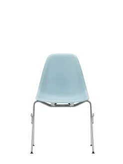 Eames Plastic Side Chair DSS-N, stabelbar fra Vitra