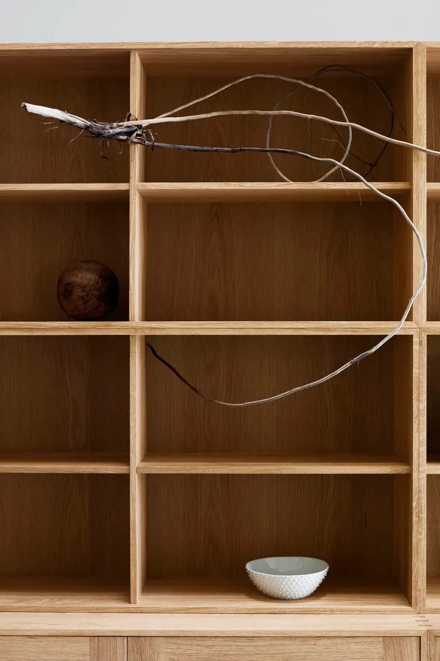 FK63 Reol med ben, hylde og bakker fra Carl Hansen & Søn