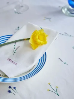 Flower Dug, Rund fra Blåmst