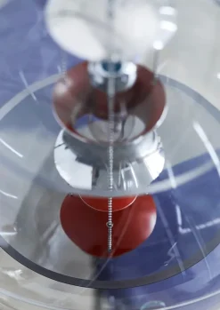 Globe, Brass Finish pendel Ø40 af Verner Panton