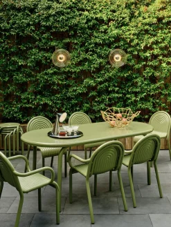 Groove Obround Table fra Tom Dixon