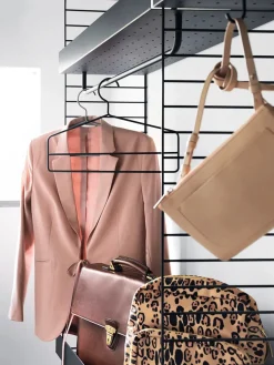 Hallway U fra String Furniture