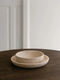 Hyben Fad, travertin fra Wabi Sabi Nordic