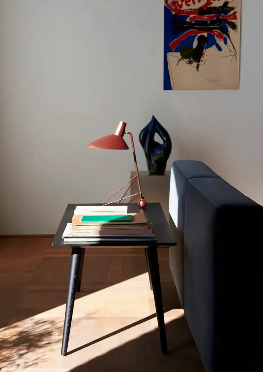 In Between Bord SK23 fra &Tradition