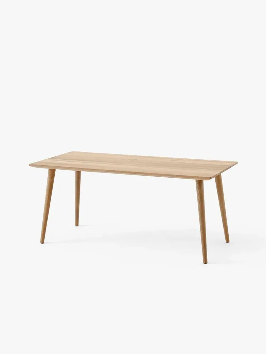 In Between Bord SK23 fra &Tradition