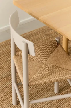 J39 Folkestolen, Pebble grey af Børge Mogensen